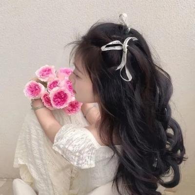 为黛茜小姐开车